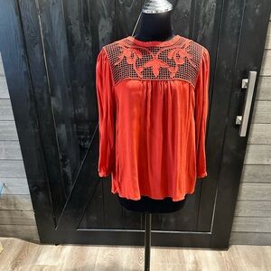 Danielrainn size medium red blouse in good condition